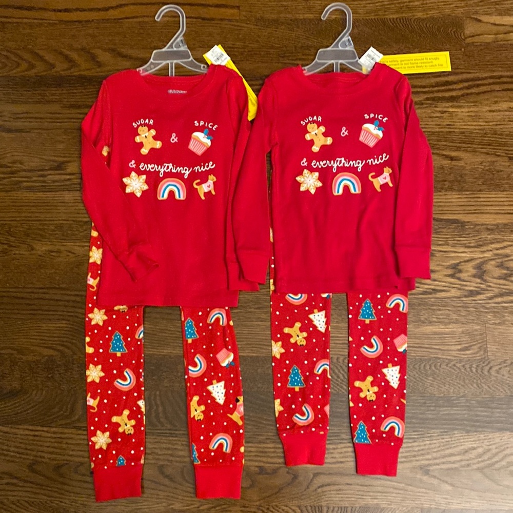 NWT Old Navy Christmas Pajamas 4T only,! 5T is sold